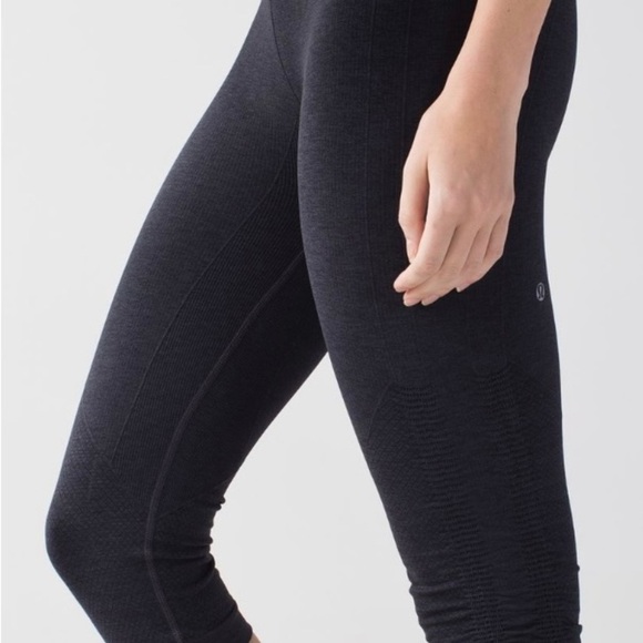 lululemon athletica Pants - Lululemon In The Flow Crop gray size 6